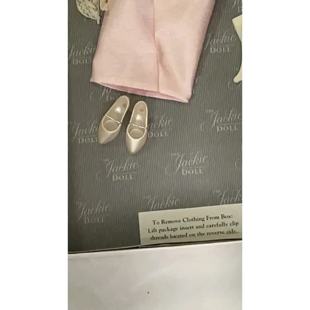Franklin Mint Jackie Doll Accessories Pink Gown Visit To Rome & Vatican with COA